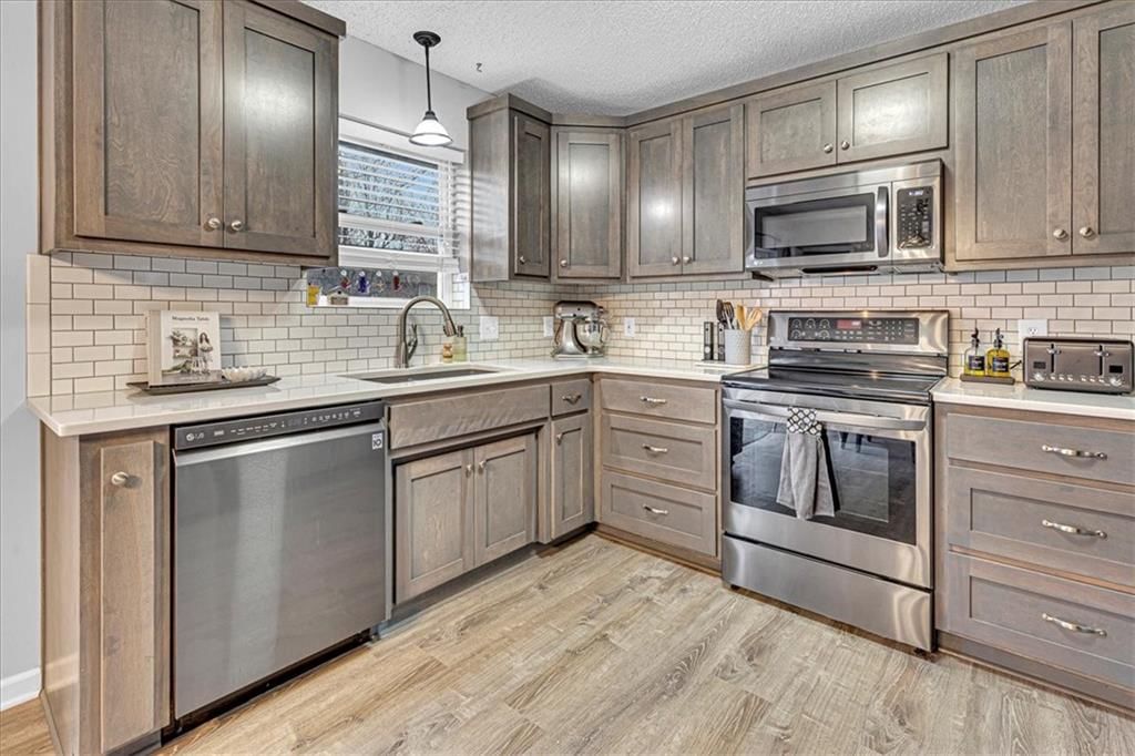 811 Southbrook Parkway — photo 23