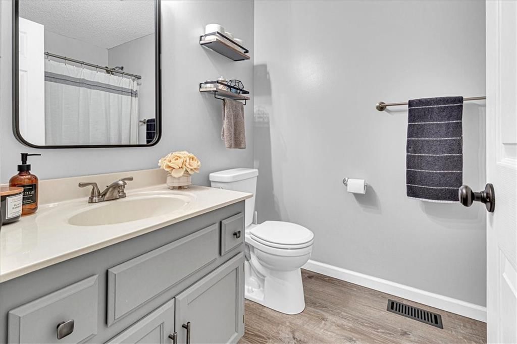 811 Southbrook Parkway — photo 31
