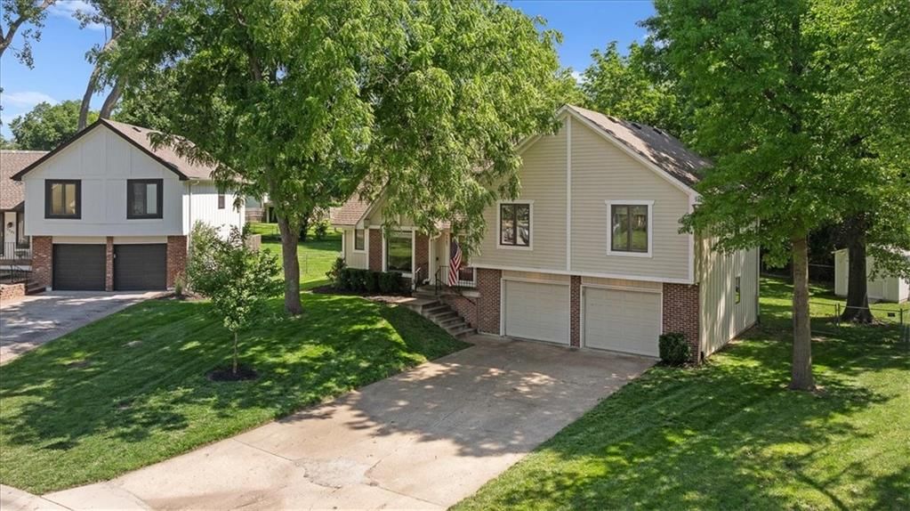 7757 Garnett Street — photo 4