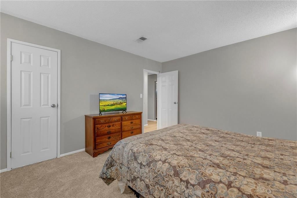 10140 W 96th Terrace — photo 8