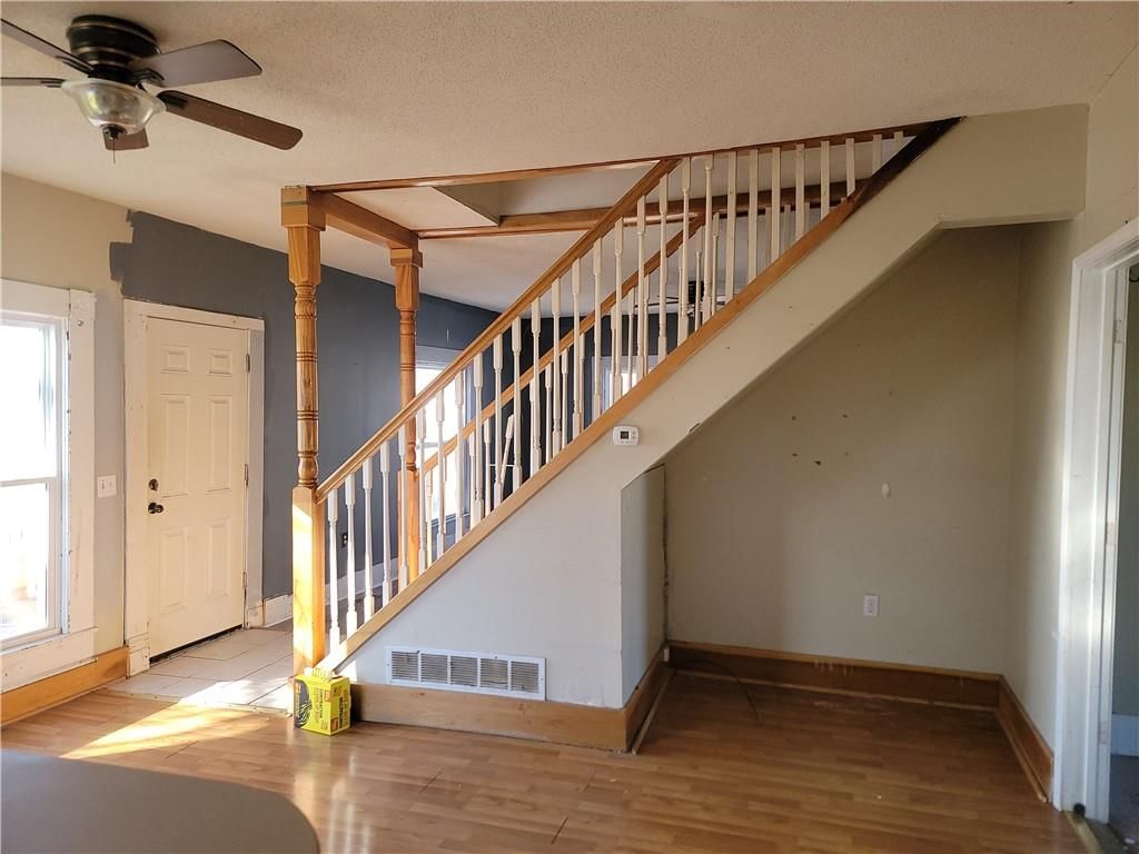 123 W Warren Street — photo 11