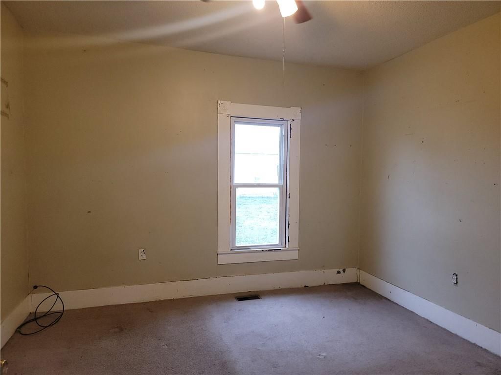 123 W Warren Street — photo 18