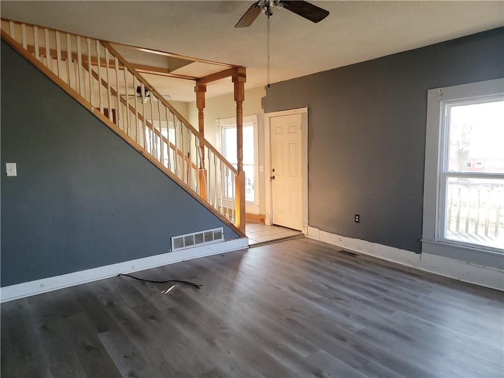 123 W Warren Street — photo 7