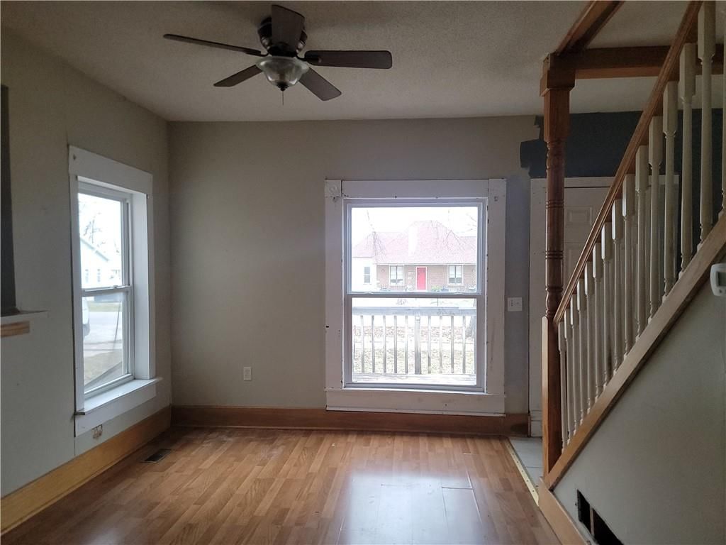 123 W Warren Street — photo 8