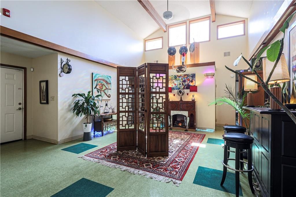3219 Lexington Avenue — photo 15