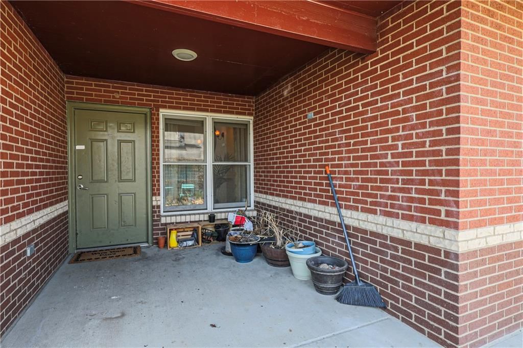 3219 Lexington Avenue — photo 18