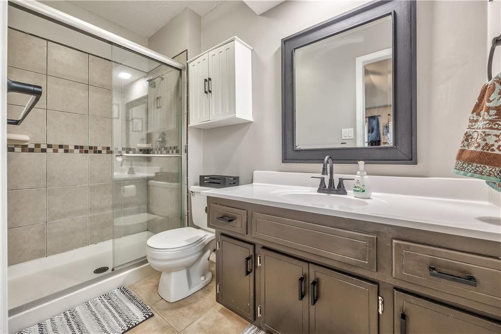 10015 Gillette Street — photo 14