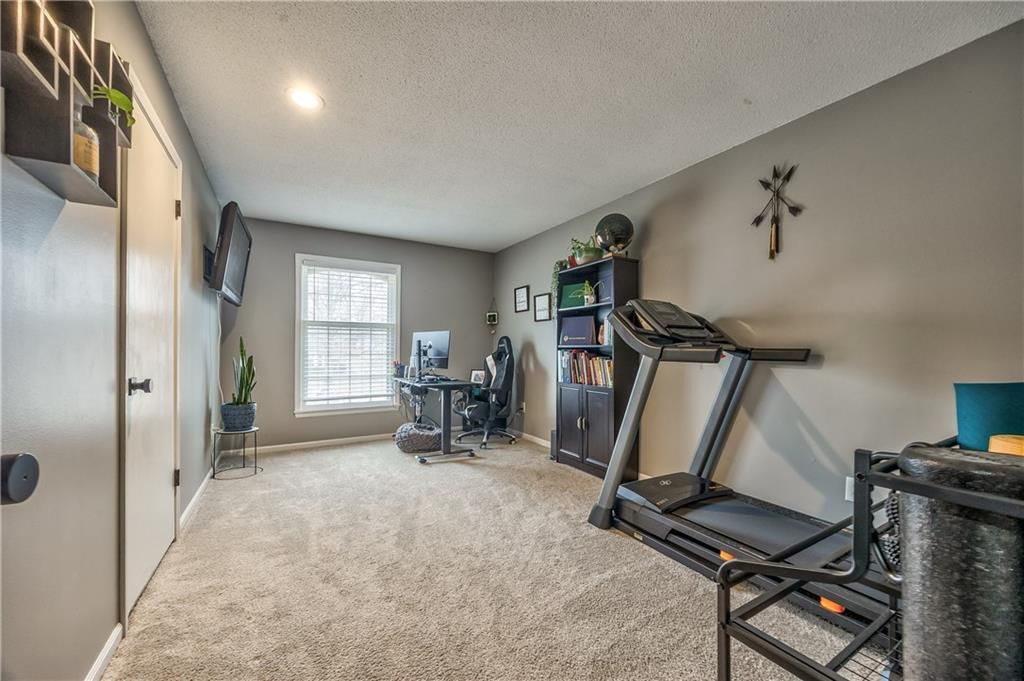 10015 Gillette Street — photo 16