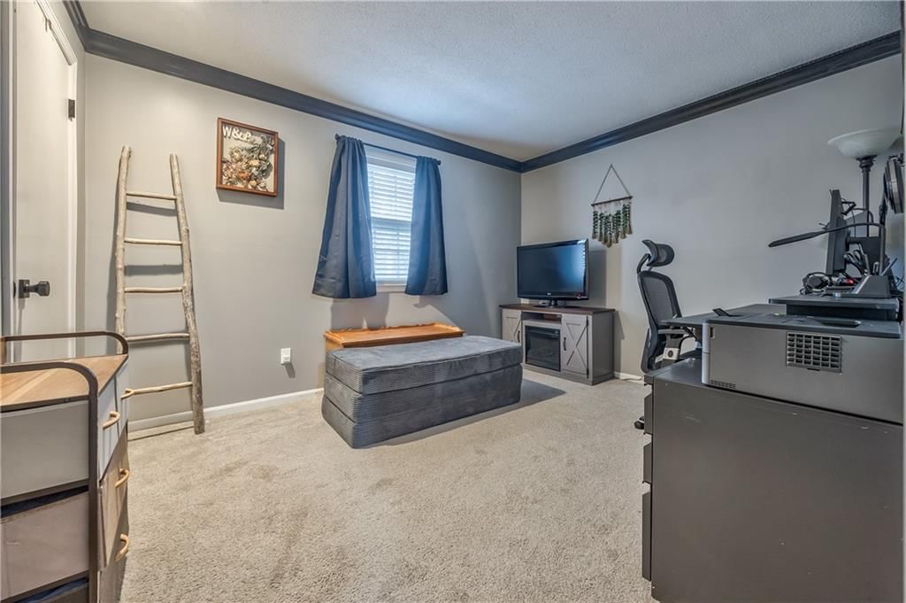 10015 Gillette Street — photo 18