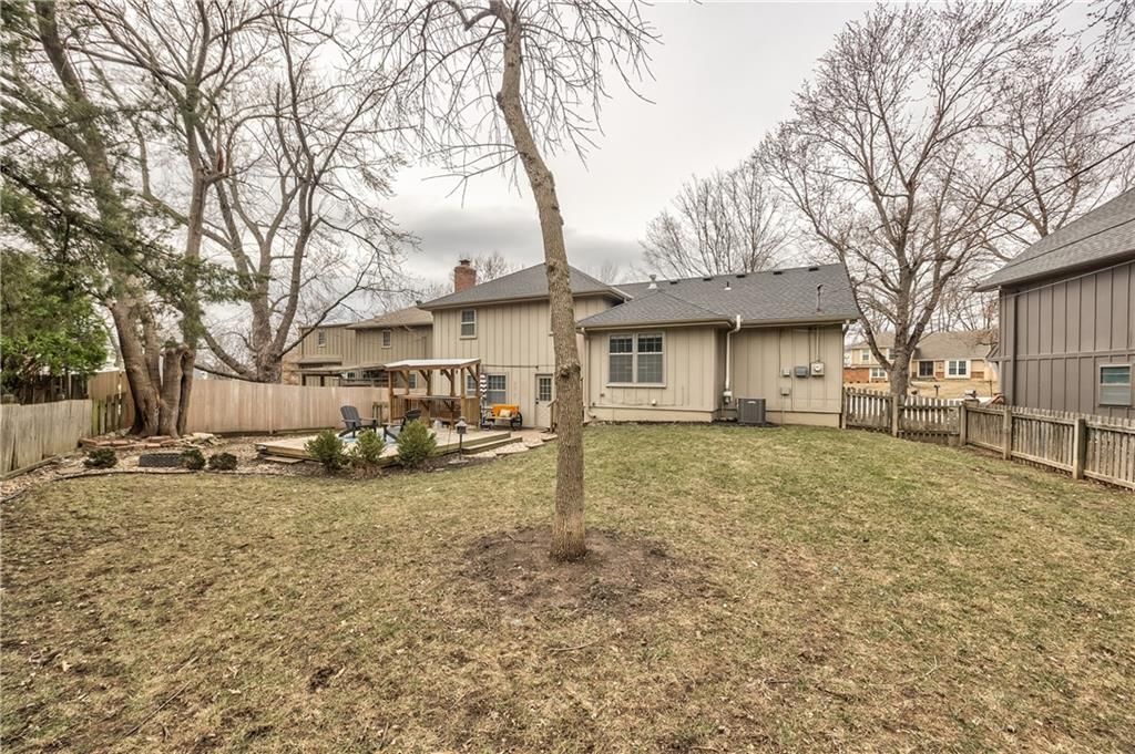 10015 Gillette Street — photo 21