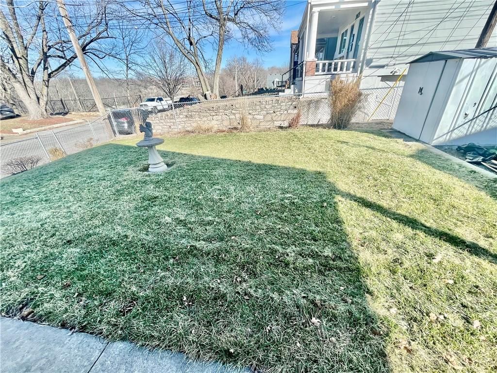 2601 Smart Avenue — photo 46