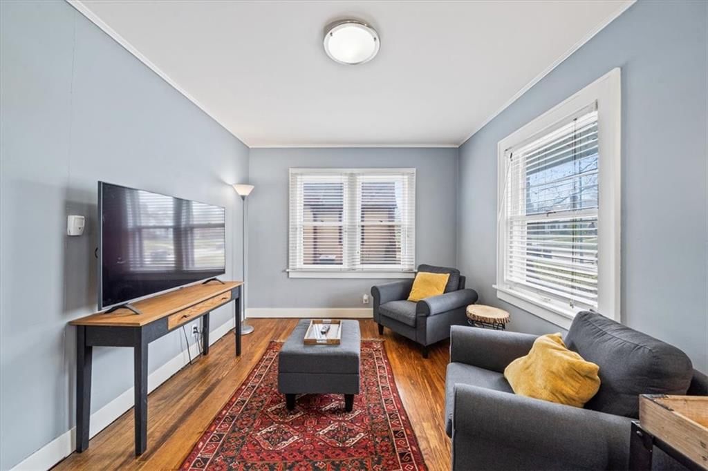 420 E 70TH Terrace — photo 6