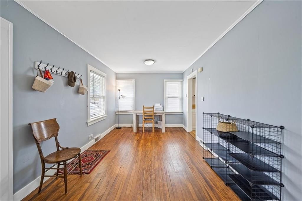 420 E 70TH Terrace — photo 8