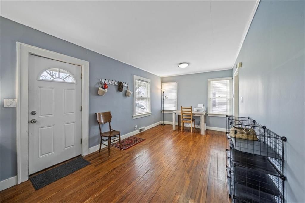 420 E 70TH Terrace — photo 9