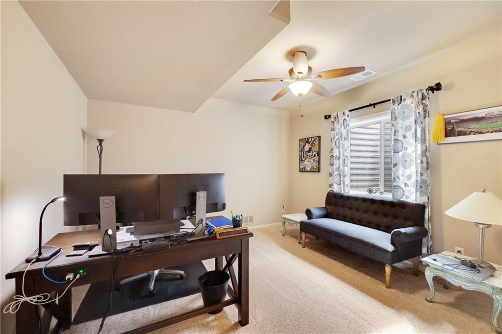701 SE Sparrow Court — photo 31