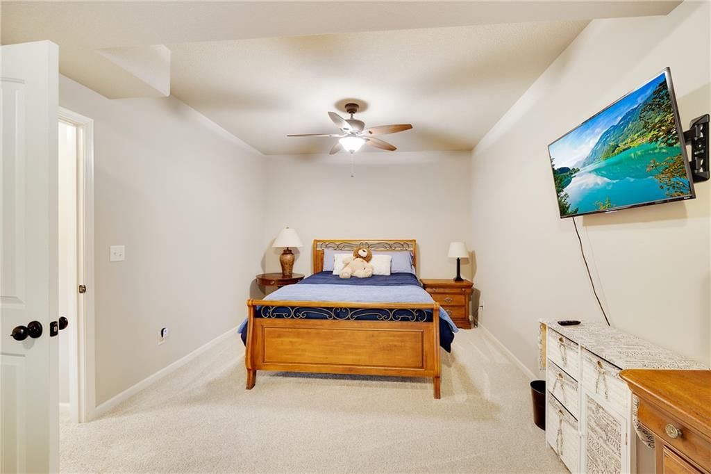 701 SE Sparrow Court — photo 34