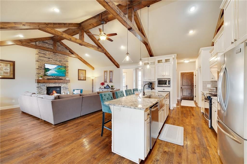 701 SE Sparrow Court — photo 10
