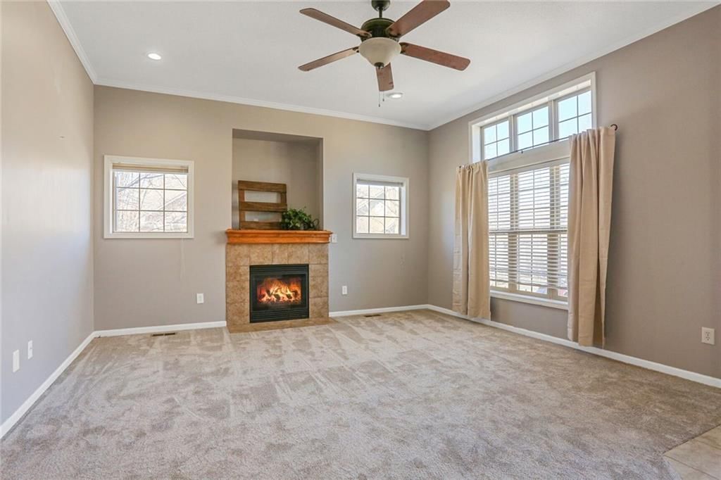 11239 S SUMMIT Street — photo 8