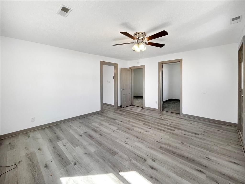 716 S Huston Avenue — photo 4