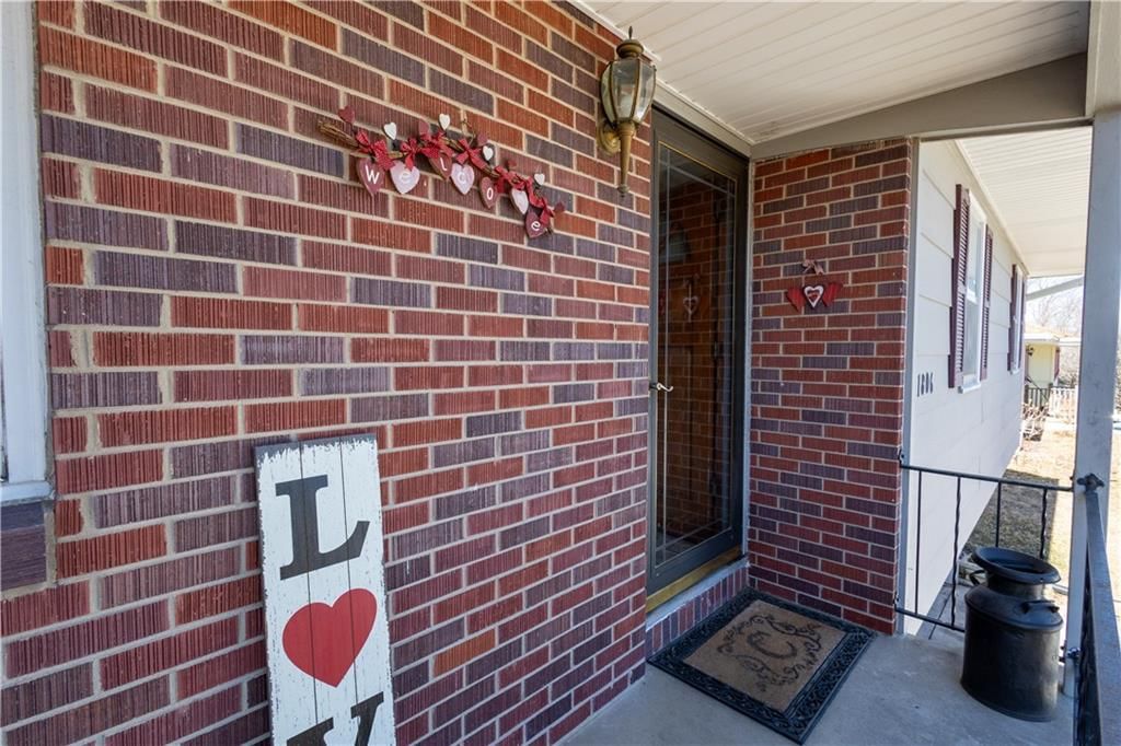 1806 Lion Road — photo 4