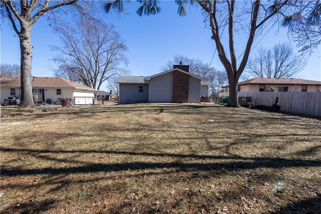 1806 Lion Road — photo 43