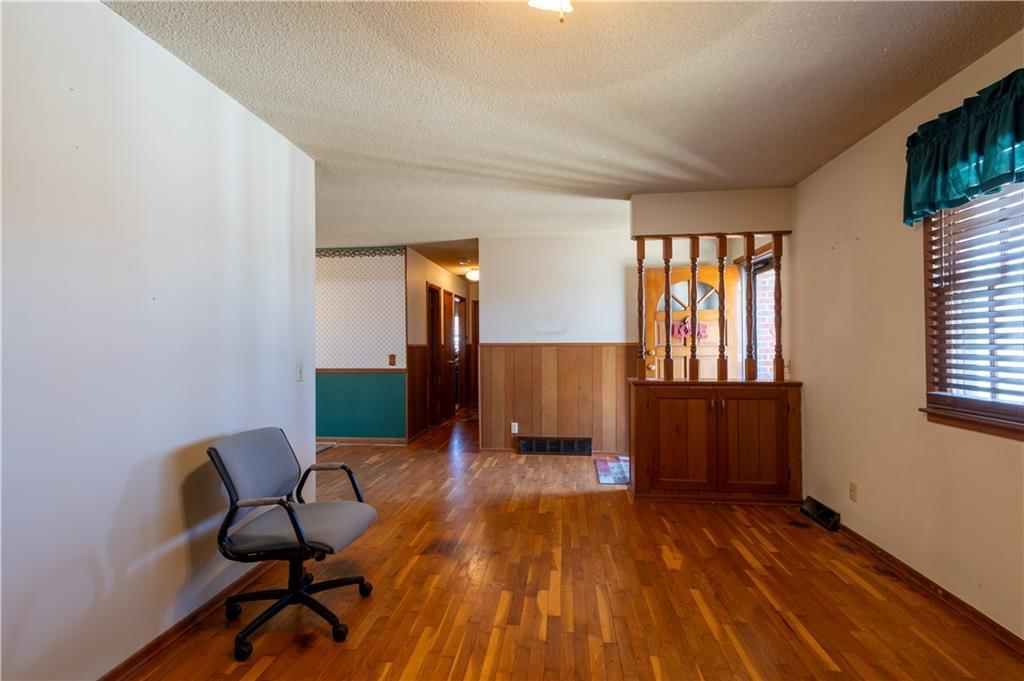1806 Lion Road — photo 7