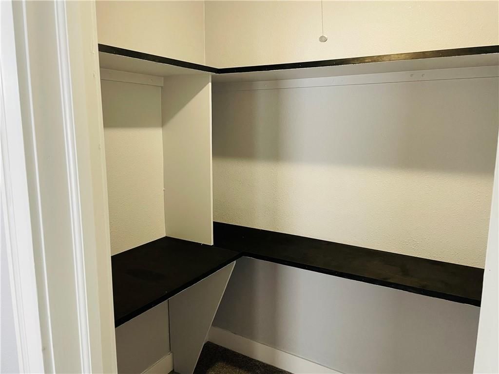 1029 5th Avenue — photo 24