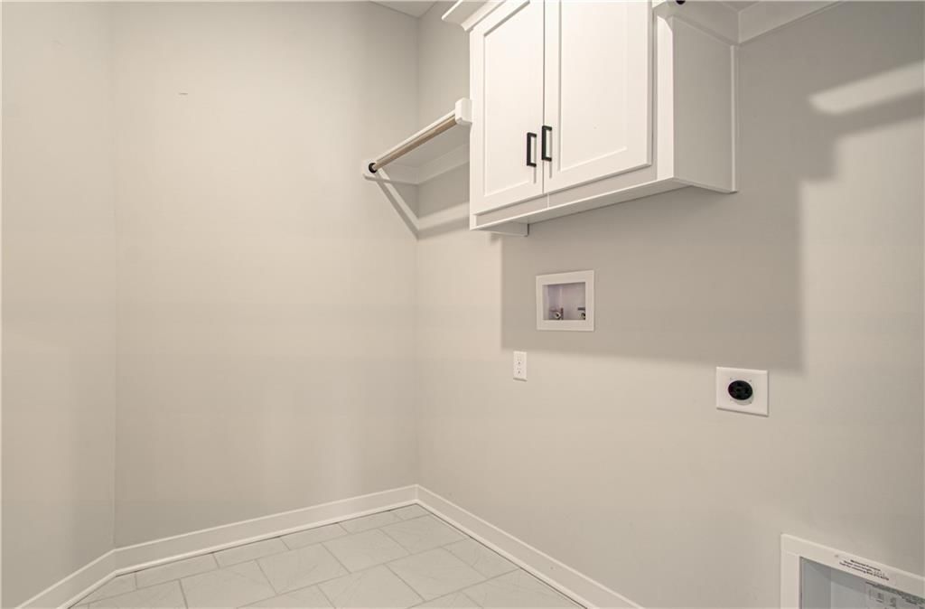 9811 N Laurel Avenue — photo 18