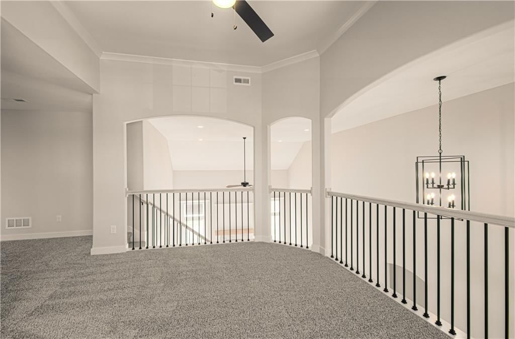 9811 N Laurel Avenue — photo 30