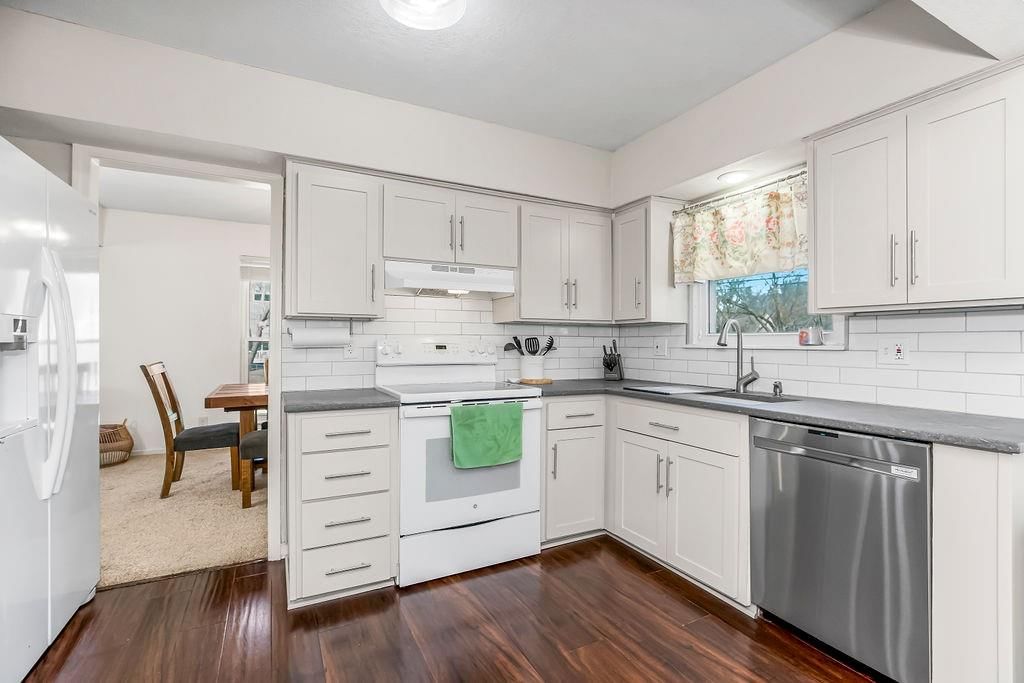 13014 W 102ND Street — photo 11