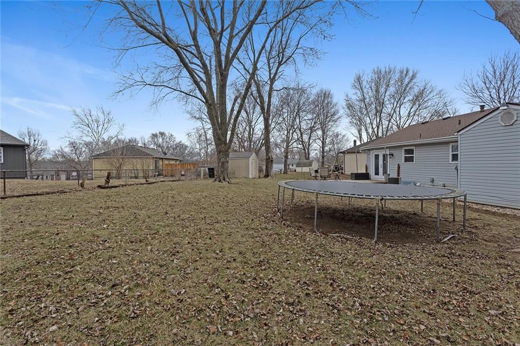 805 NW Berkshire Drive — photo 29