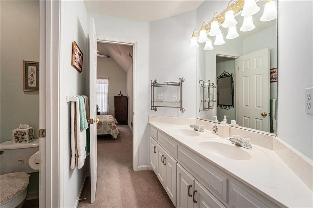 14202 Gillette Street — photo 25