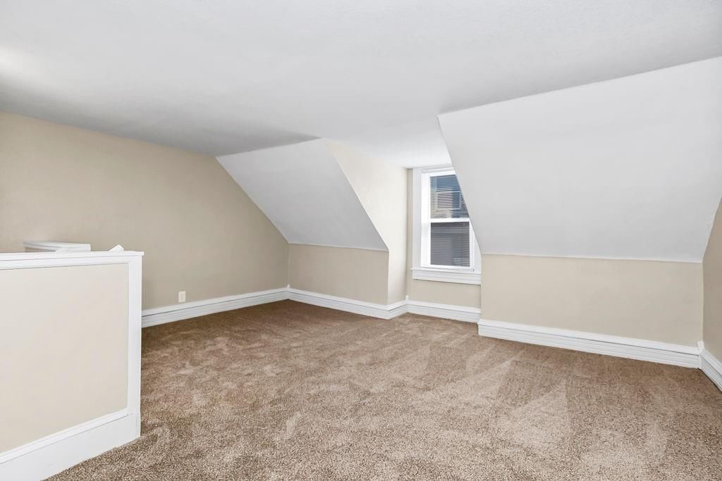 616 E 42nd Street — photo 22