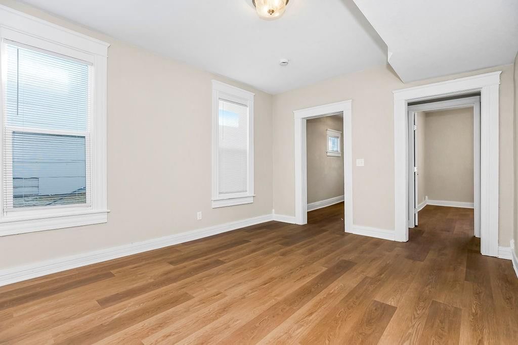 616 E 42nd Street — photo 5