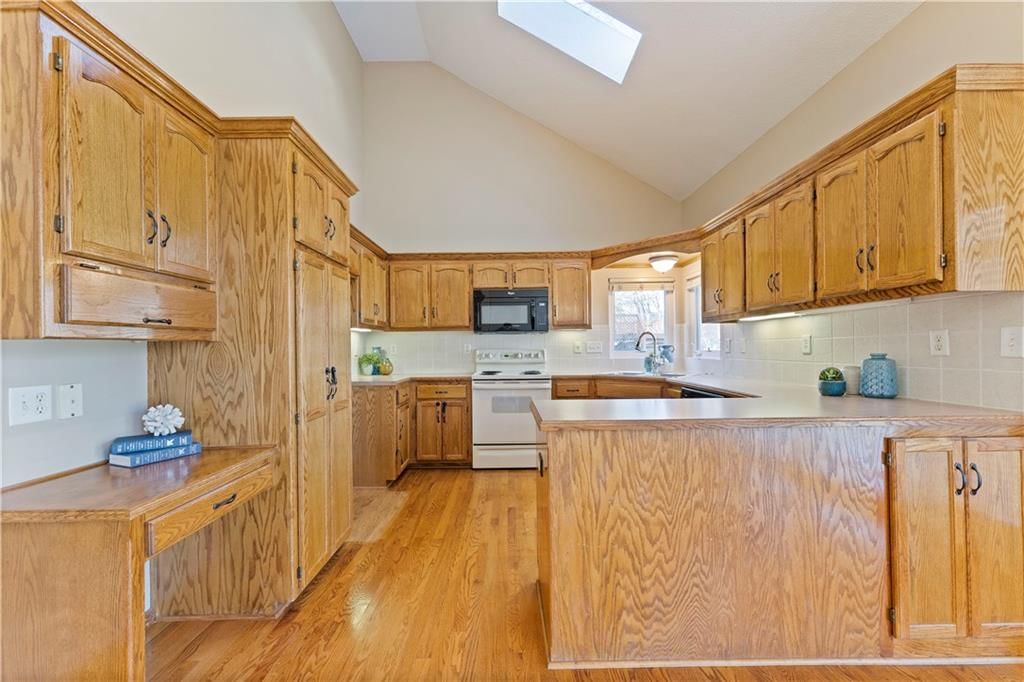 4932 N Washington Street — photo 9