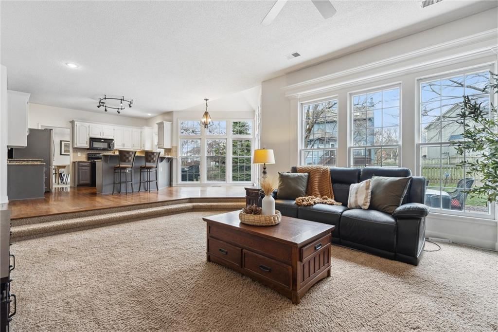 11503 Oakview Drive — photo 13