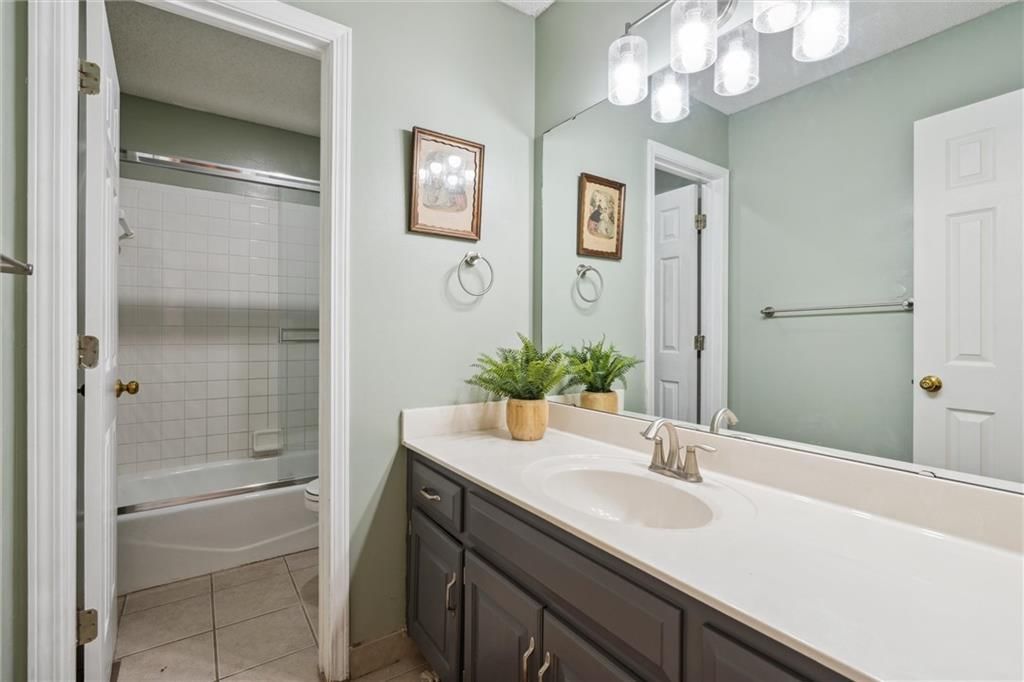 11503 Oakview Drive — photo 31