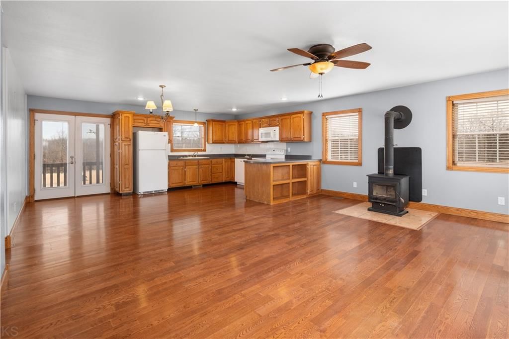 24738 NORTON Road — photo 6