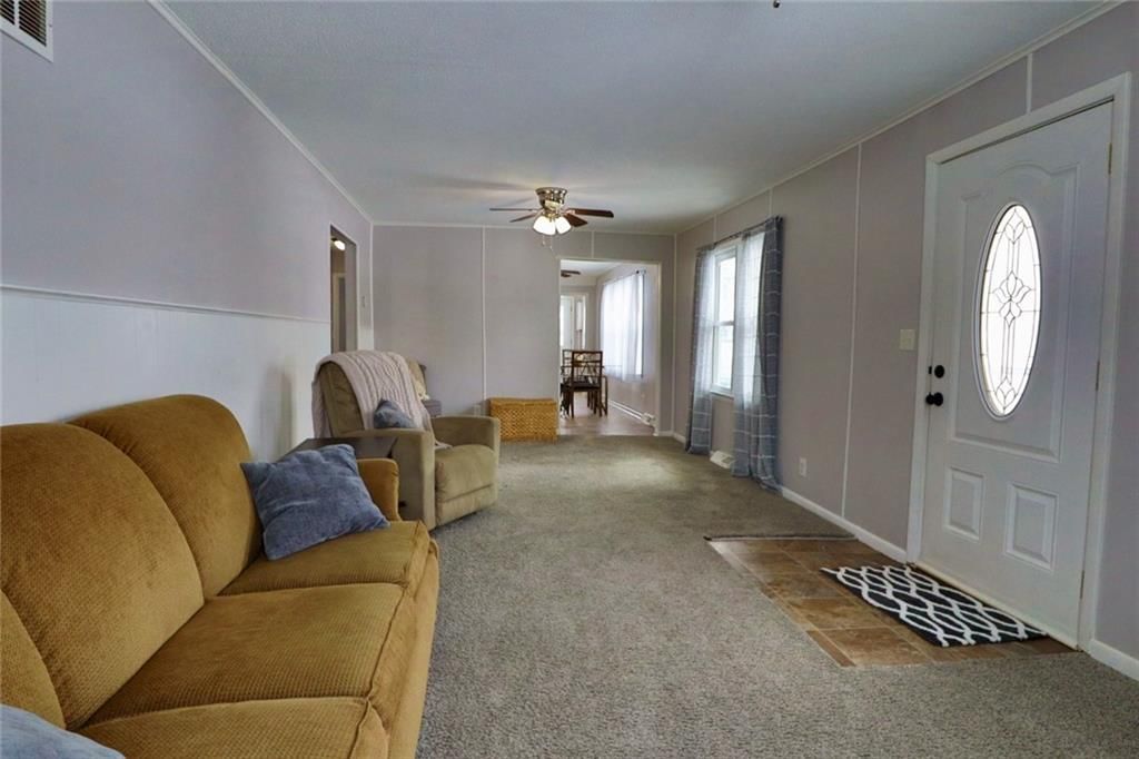 108 W Plum Street — photo 16