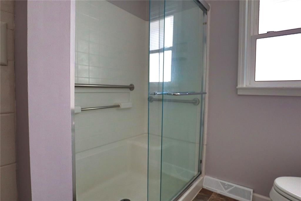 108 W Plum Street — photo 21
