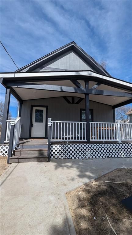 1236 Richmond Avenue — photo 4