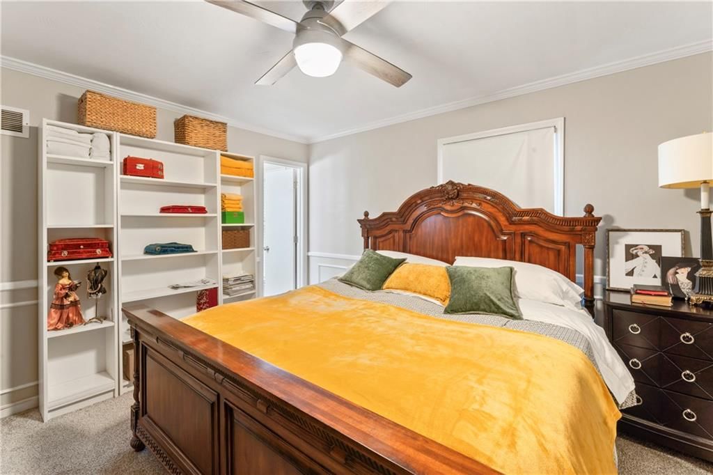 502 W Walnut Street — photo 14