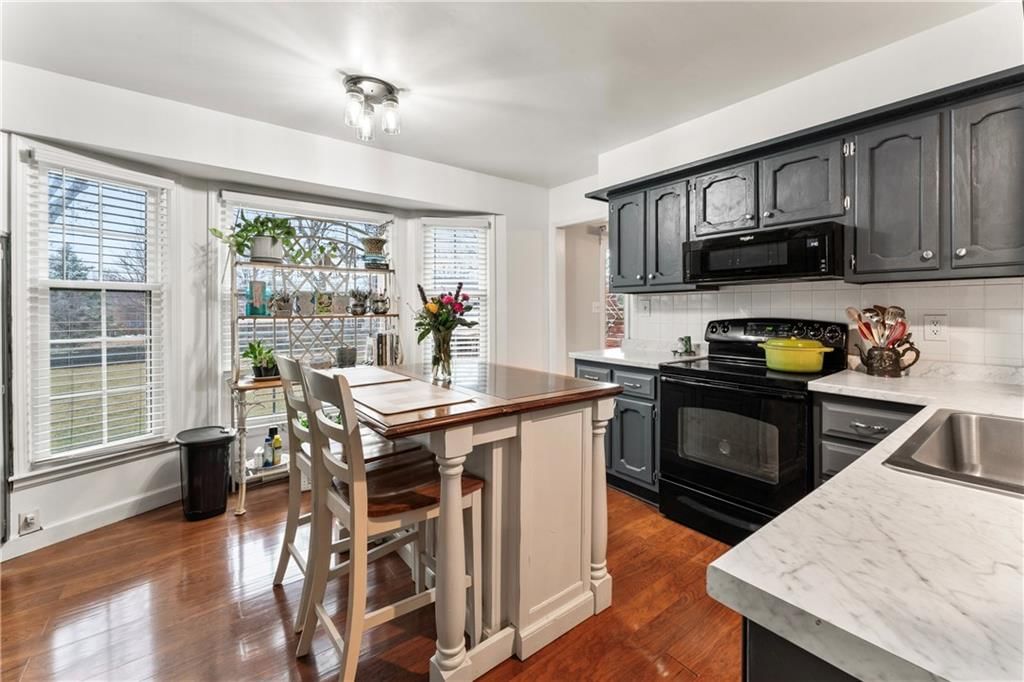 502 W Walnut Street — photo 10