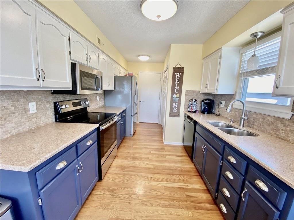 16513 E 53rd Street Court S — photo 5