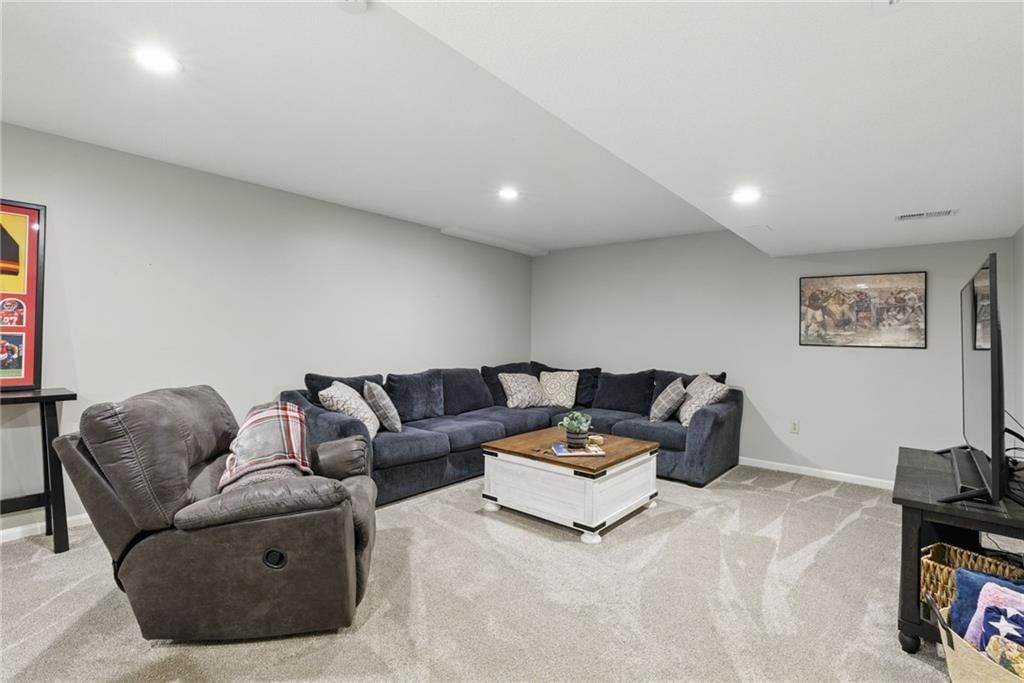 12321 Wedd Street — photo 34