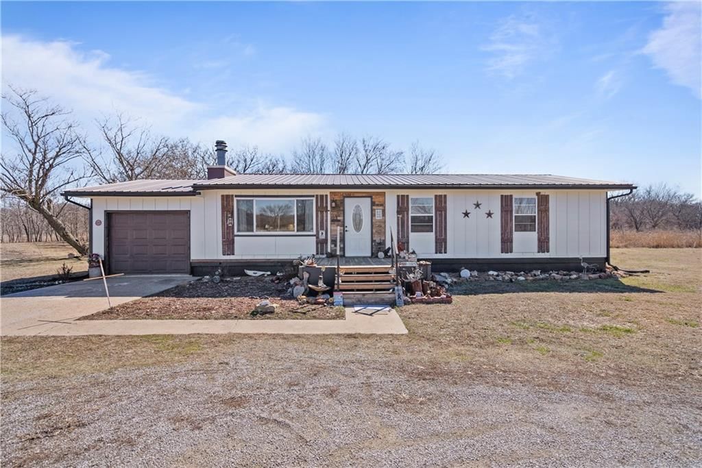 2361 Gallop Road — photo 2
