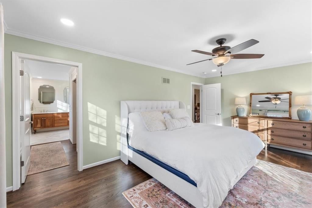 10310 Sagamore Road — photo 30