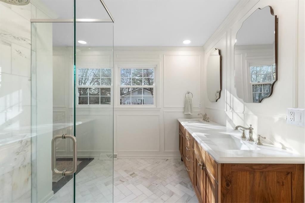 10310 Sagamore Road — photo 33