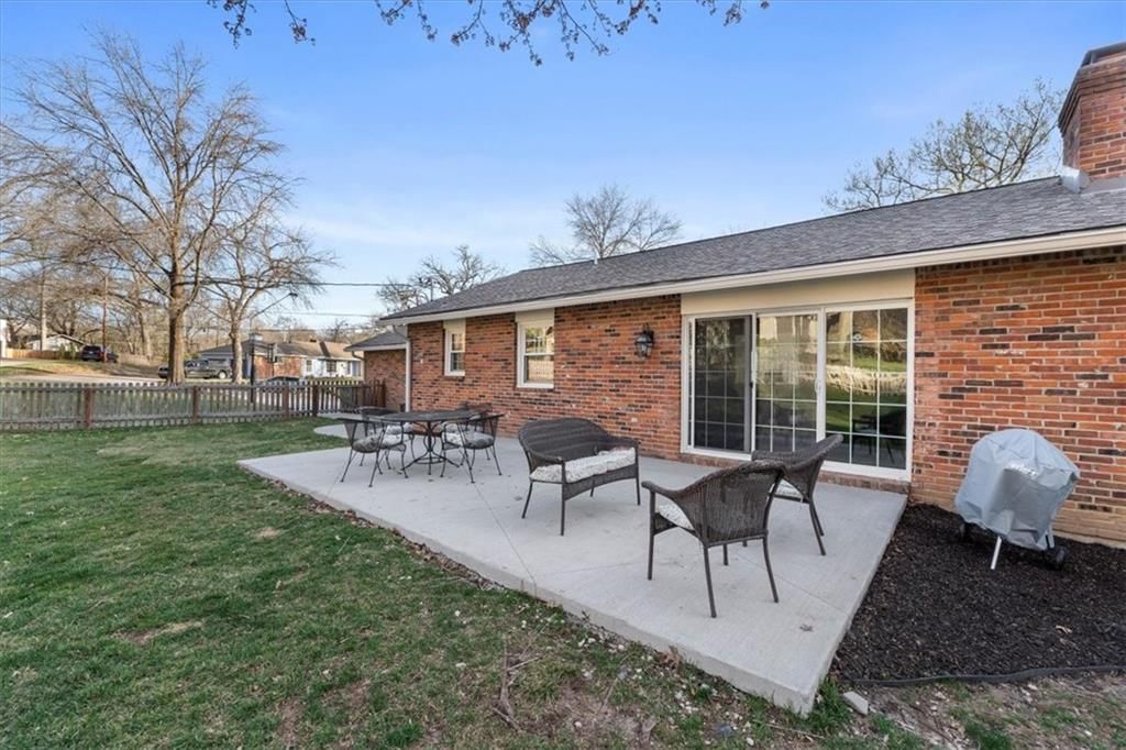 10310 Sagamore Road — photo 48