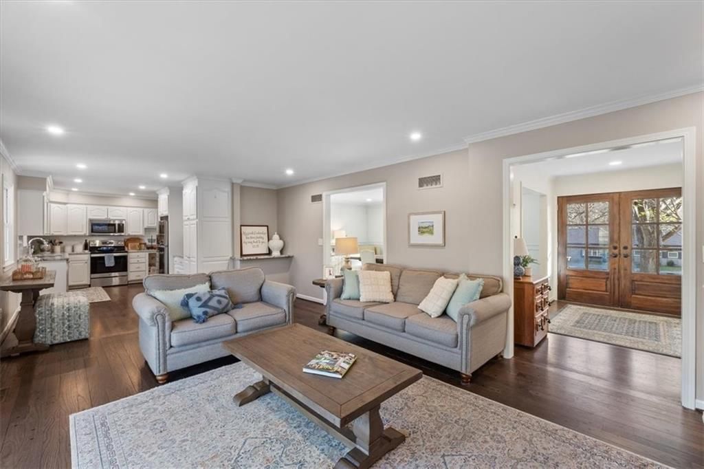 10310 Sagamore Road — photo 9